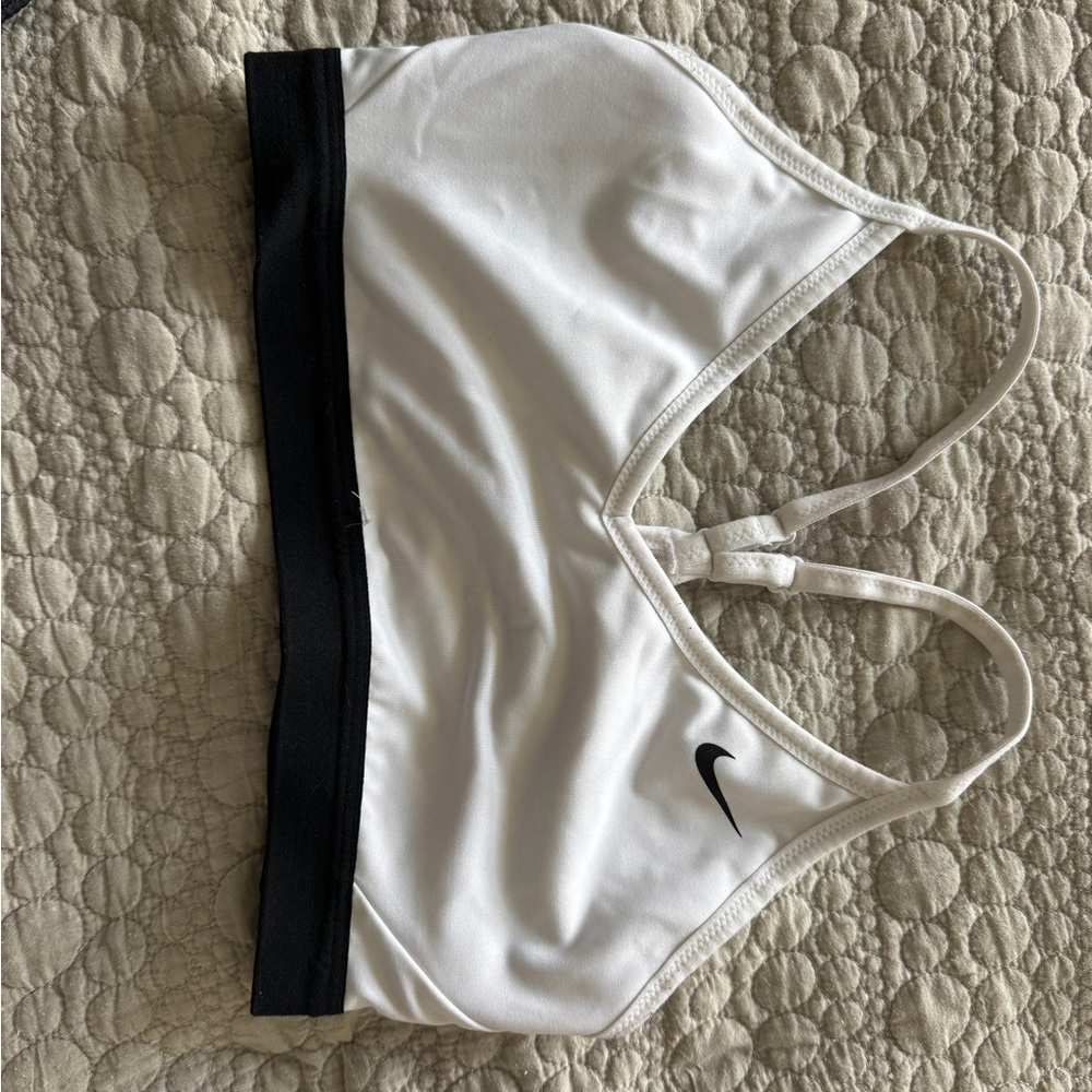 Nike Women's White and Black Sports Bra